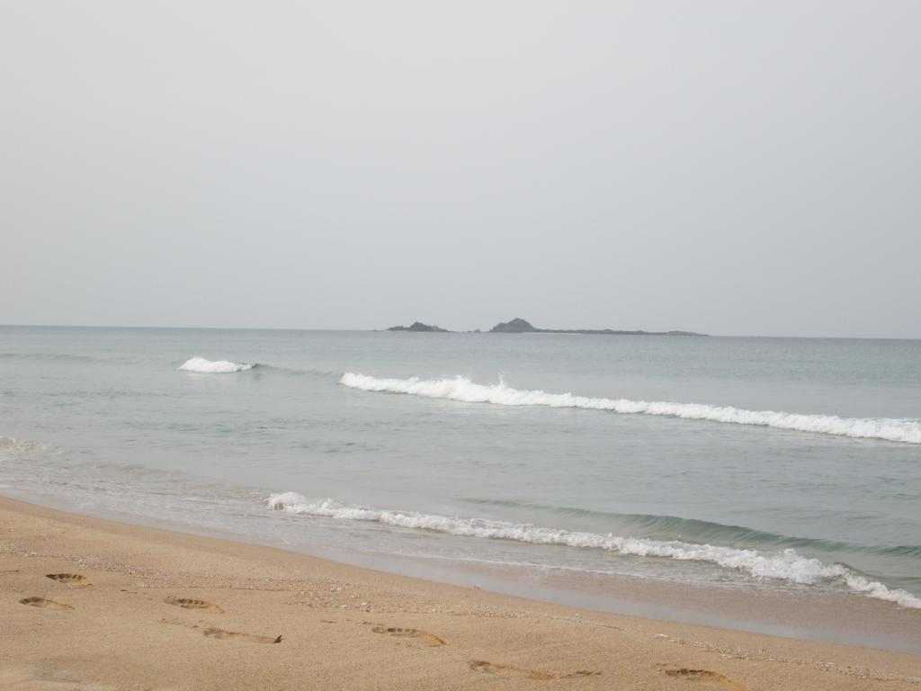 Shahira Hotel 尼拉瓦利 外观 照片